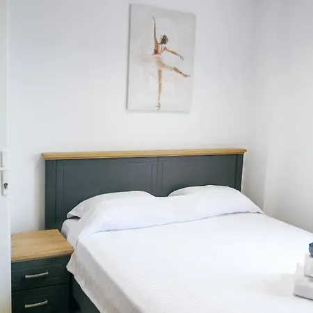Urban Escape Apartment